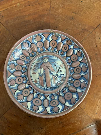 Antico piatto di Deruta Lustro