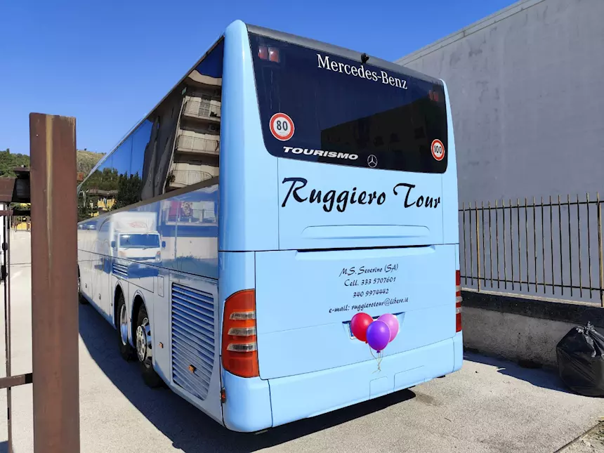 Foto 4MERCEDES TOURISMO 16 RHD Anno 2014 Euro 5