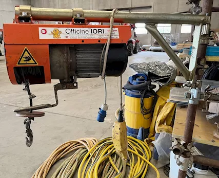 Elevatore elettrico con pulsantiera