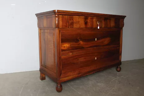 Antico comò cassettone cappuccino Carlo X 1820 in noce