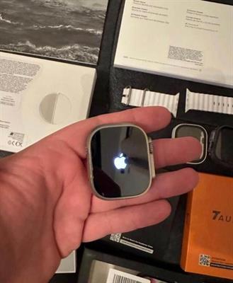 Orologio Apple Ultra con fattura e OVP, garanzia e accessori, quasi nuovo - Foto 2