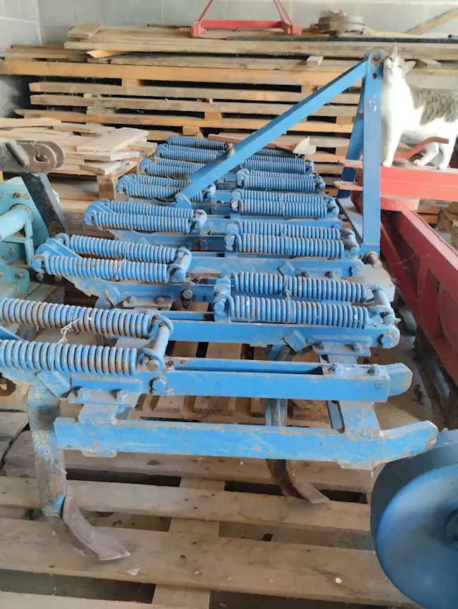Vendo per un conoscente erpice 13, in ottime condizioni
