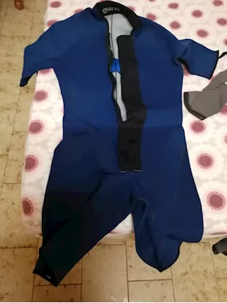 Muta da sub DONNA Muta da sub uomo