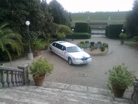 Ford Lincoln Town Car Limousine, ottimo stato - Anteprima 10