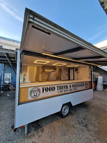 Noleggio rimorchio Street Food