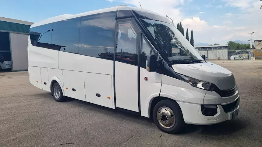 Ibis Maxi Euro 6 Marca Iveco Anno 2017, cambio manuale