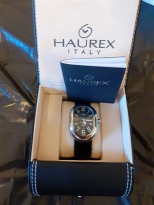 Orologio Haurex Italy ricurvo nuovo