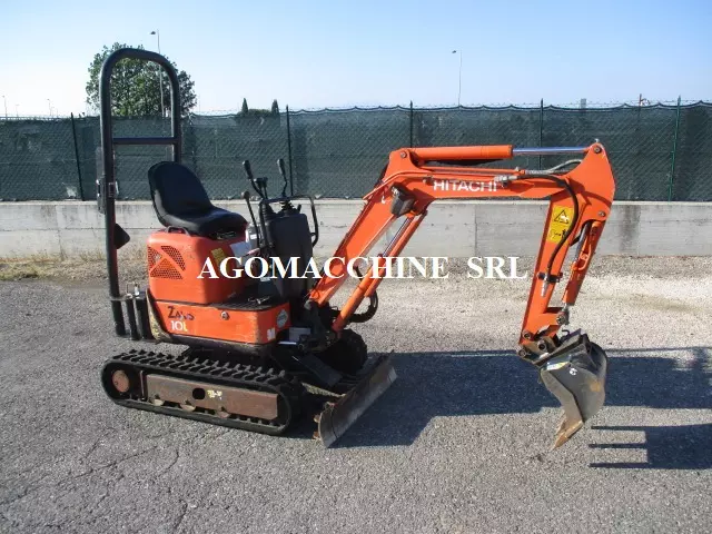 Foto 5Hitachi ZX10U-2 Tipologia Escavatore