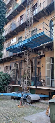 Ponteggi e atteezzatura edile