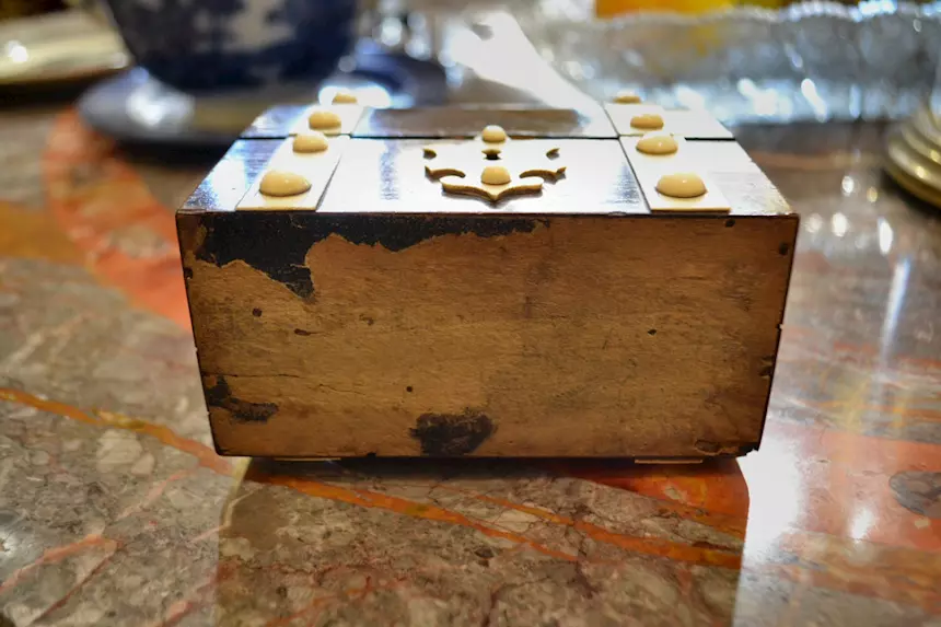 Cofanetto porta profumi XX secolo, in legno - Foto 10