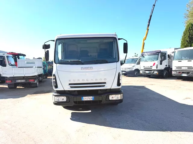 Foto 2Camion Marca Iveco Stralis 100e18 tector ribaltabile Anno 2005