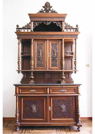 Mobili d'antiquariato fine 800'