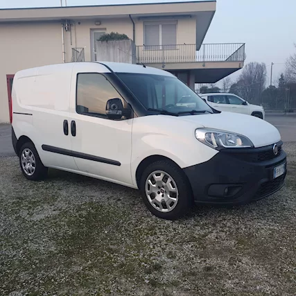 Fiat Doblò 3 posti metano anno 2015