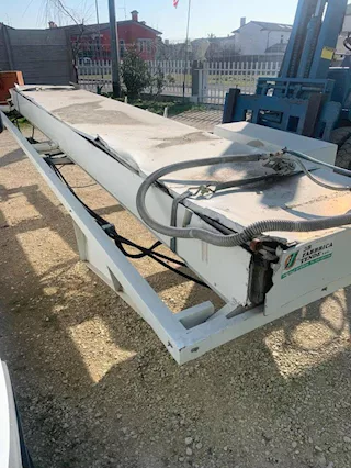 Tenda apertura idraulica 11 metri era montata su un Ducato m