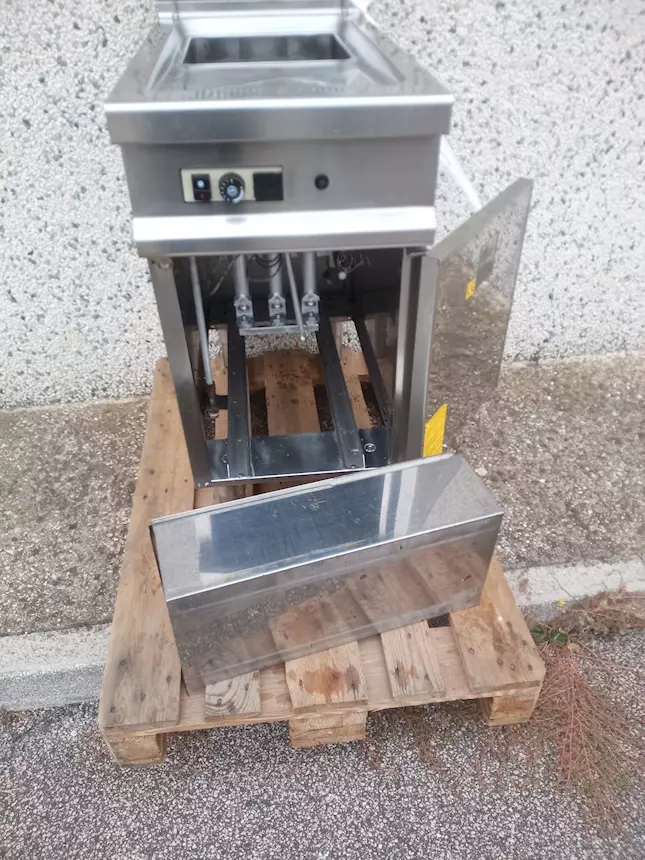 Friggitrice professionale a gas 35 L Elframo 24 kw, in buone condizioni - Foto 5