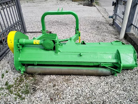 Trincia usata Cabe 200 a mazze
