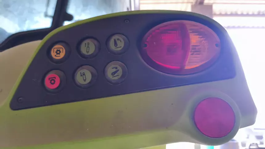 Foto 11Arion 440 Power Shift Marca Claas Anno 2022 Ore 1800, tipo NEF