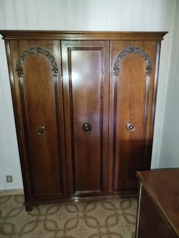 Armadio appendiabiti in legno
