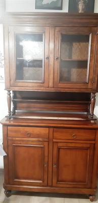 Credenza in noce due ante