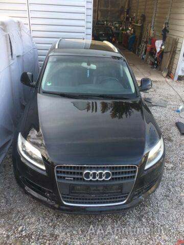 Audi Q7 2010 ricambi