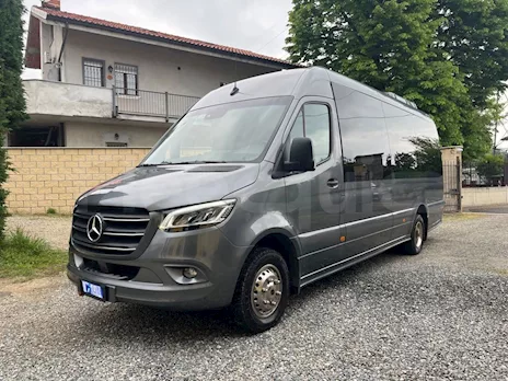 Mercedes-Benz Sprinter (minibus turistico del 2023)