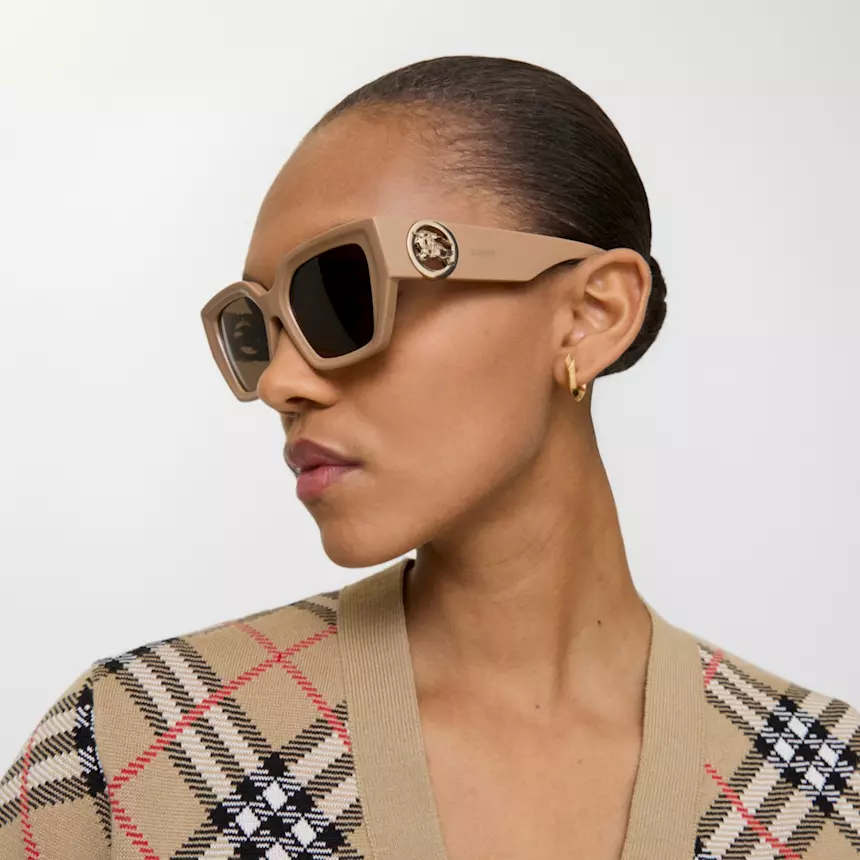 Occhiali da sole rettangolari Burberry modello Knight colore
