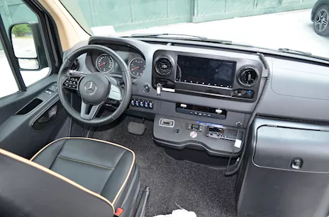 Mercedes-Benz Sprinter 519 Km 85000 Euro 6, cambio automatico - Anteprima 6