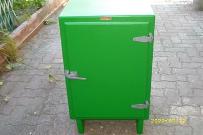 Ghiacciaia anni 20/30, in legno - Anteprima 1