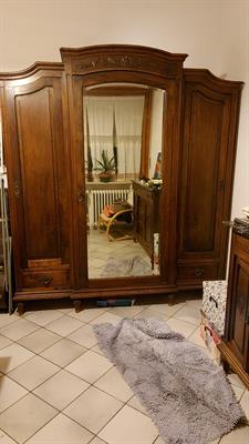Armadio tre ante inizio '900