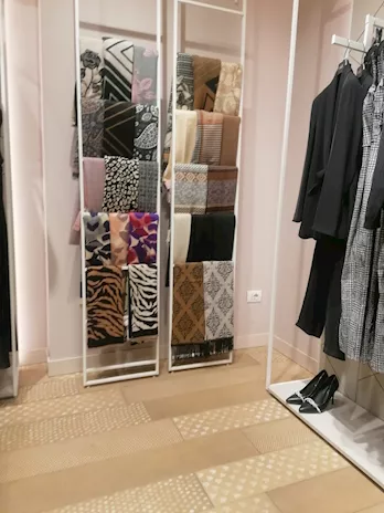 Espositore Accessori 45536, in ottime condizioni - Anteprima 4
