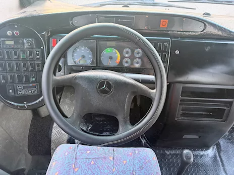 Minibus Beluga posti 23+16+2 Marca Mercedes Anno 2007 Euro 4 - Anteprima 10