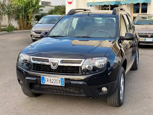 DACIA Duster 1.5 dCi 110 CV 4x2 Laureate Anno 2013 Km 114104, cambio manuale - Anteprima 1