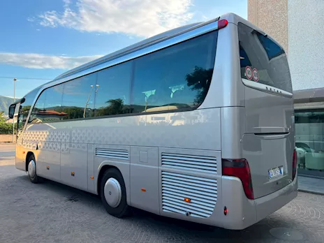 S 411 HD EURO V Marca Setra, anno 07, cambio: manuale - Anteprima 4