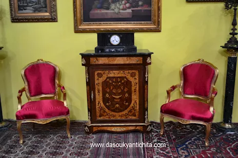 Credenza stile Napoleone III con piano in marmo