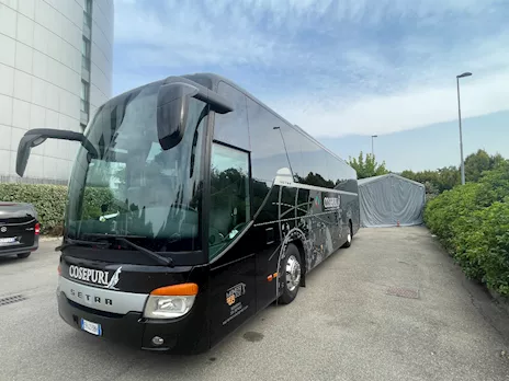 Setra 415 GT-HD Anno 2012 Km 1060000 Euro 5, ottimo stato - Anteprima 2
