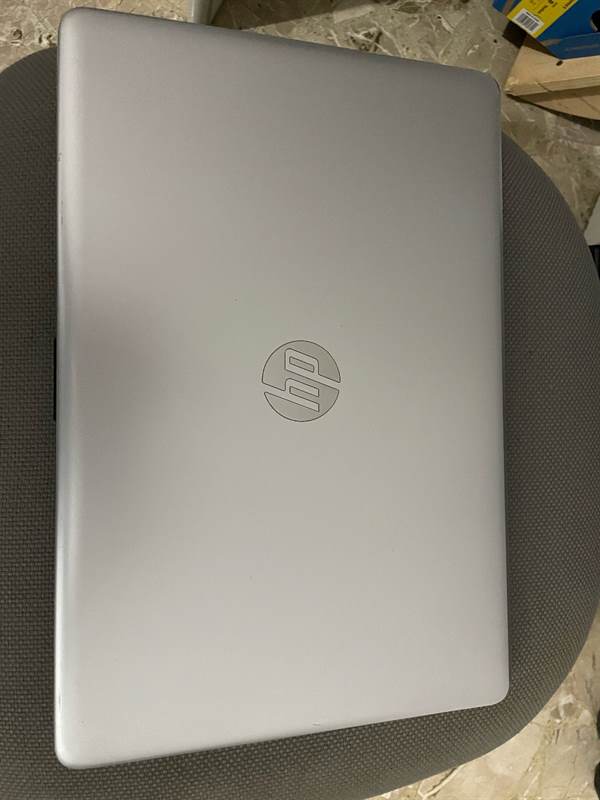 Foto 3Notebook Marca HP 15-BS1XX 8 GB, in buone condizioni
