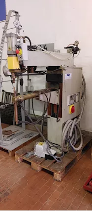 Puntatrice TECNA, 60 KVA.
