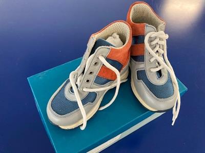 Stock calzature predisposte donna, uomo e bambino - Foto 2