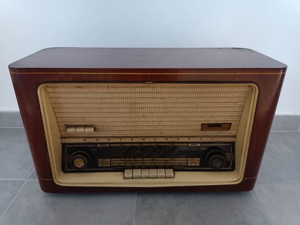 Radio Marelli, in buone condizioni