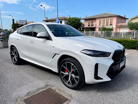 BMW X6 30 xD M Sport km 180. Pacchetto M Sport Pro.