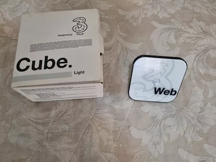 Web Cube Light Tre ( modem ) Wi-Fi