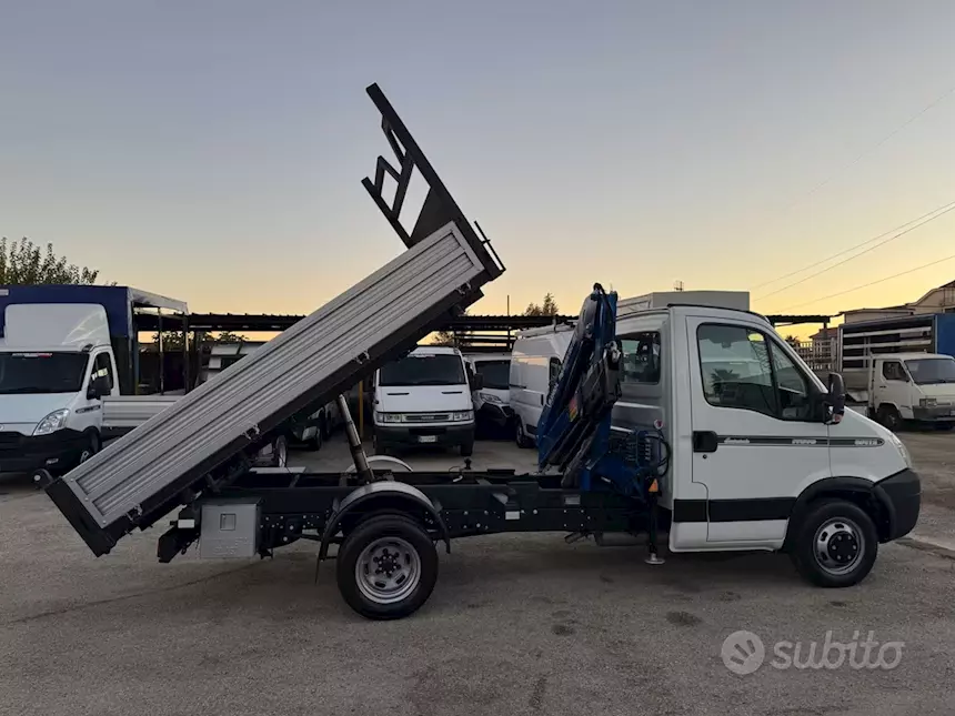 Foto 4Iveco Daily 35C12 / Gru finanziabile acconto zero Anno 2007, cassone ribaltabile