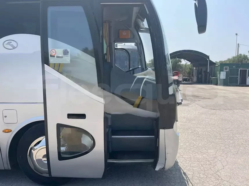 Foto 10King Long XMQ6900, 2008, 37 posti, Euro 5 Km 850462, cambio: manuale