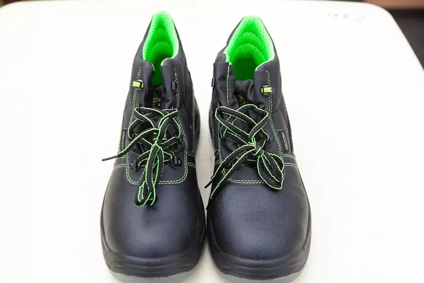 Scarpe antinfortunistiche nuove - 24287