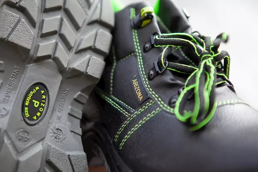 Foto 5Scarpe antinfortunistiche nuove - 24287