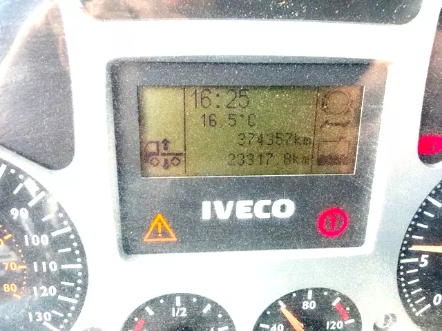 Foto 8Camion Marca Iveco Stralis 100e18 tector ribaltabile Anno 2005