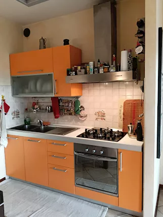 Cucina completa di elettrodomestici