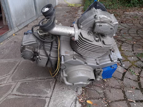 Pezzi moto