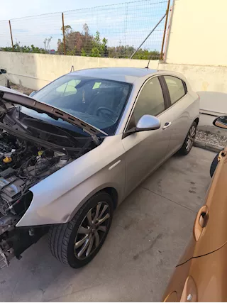 Alfa Romeo Giulietta 1.6 105CV