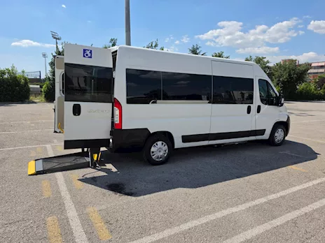 Fiat Ducato Maxi - 9 Posti Trasporto Disabili